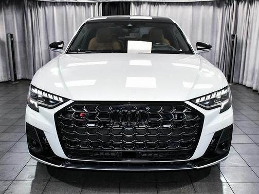2022 Audi S8 4.0T