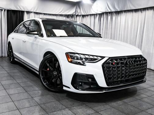 2022 Audi S8 4.0T