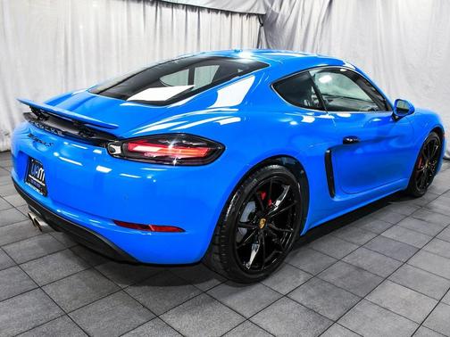2025 Porsche 718 Cayman S