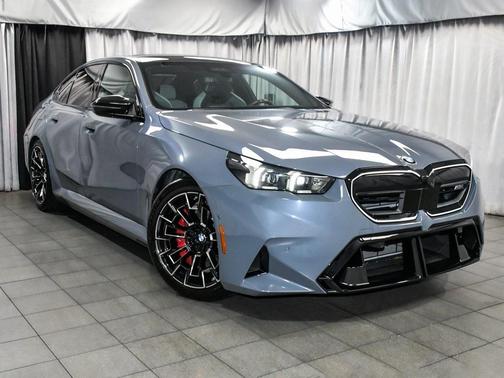 2025 BMW M5 Base