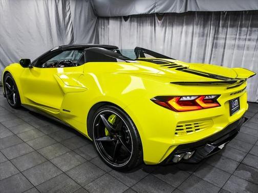 2024 Chevrolet Corvette E-Ray RWD Convertible 3LZ