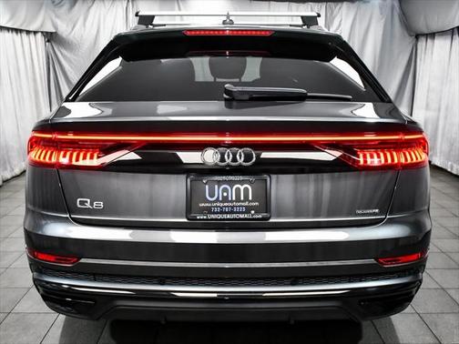2021 Audi Q8 55 Prestige