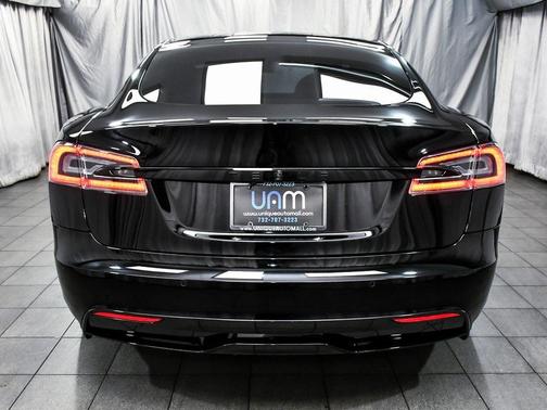 2021 Tesla Model S Long Range