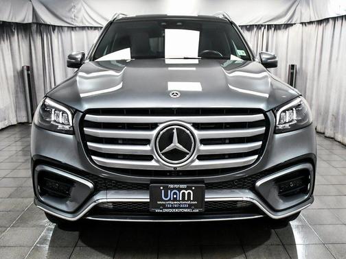 2025 Mercedes-Benz GLS 450 4MATIC