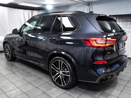2023 BMW X5 M50i