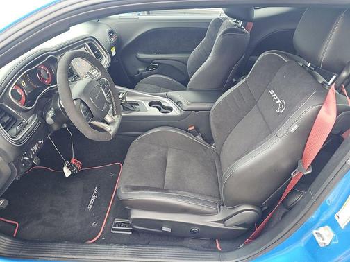 B5 Blue Pearlcoat 2023 Dodge Challenger SRT Hellcat