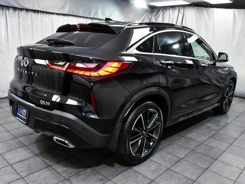 2022 INFINITI QX55 LUXE