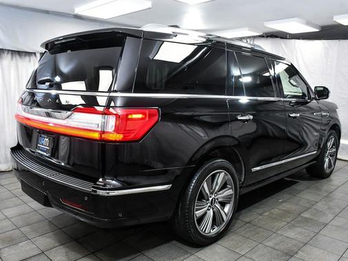 Black Velvet 2018 Lincoln Navigator Black Label