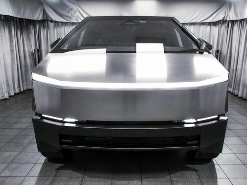2025 Tesla Cybertruck AWD