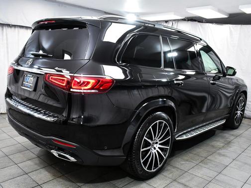 Black 2023 Mercedes-Benz GLS 450 4MATIC