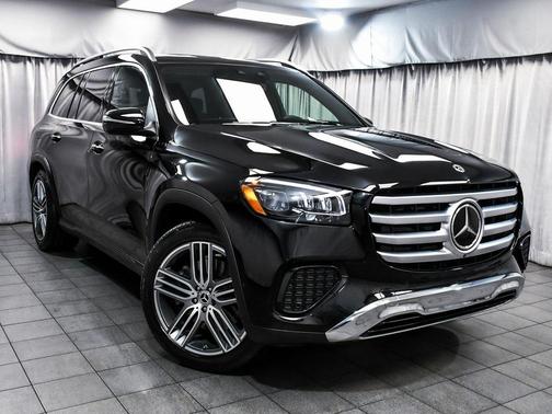 2025 Mercedes-Benz GLS 450 4MATIC
