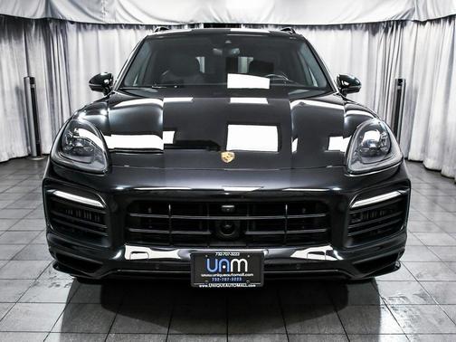2022 Porsche Cayenne GTS