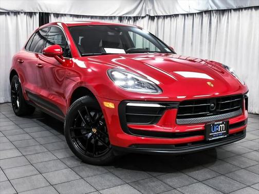 2023 Porsche Macan Base