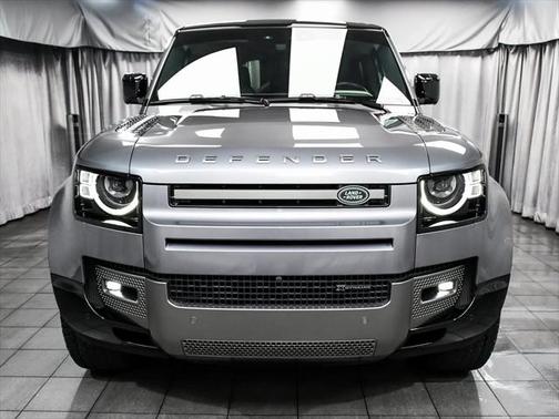 2023 Land Rover Defender 110 X-Dynamic SE