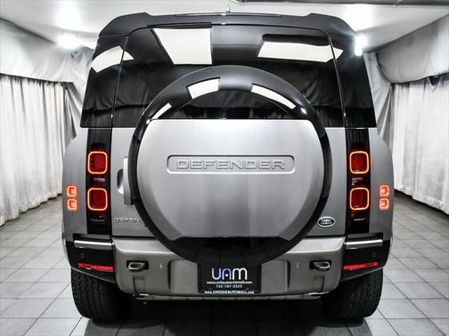2023 Land Rover Defender 110 X-Dynamic SE