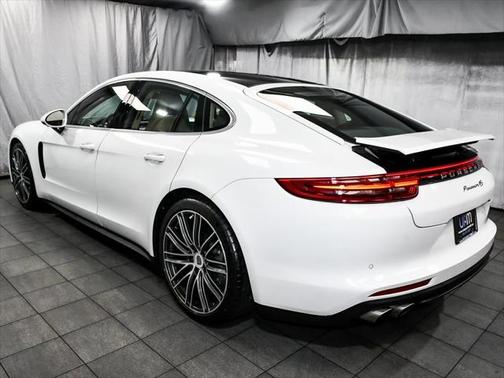 2020 Porsche Panamera 4S
