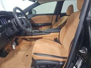 2023 Lexus RZ 450e Luxury