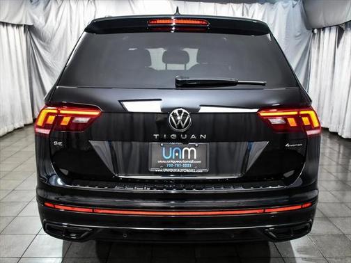 2024 Volkswagen Tiguan 2.0T SE R-Line Black 4MOTION