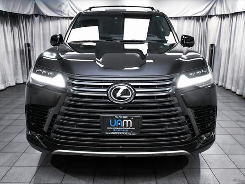 2022 Lexus LX 600 Premium