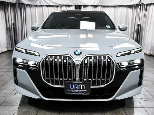 2024 BMW 740 i xDrive