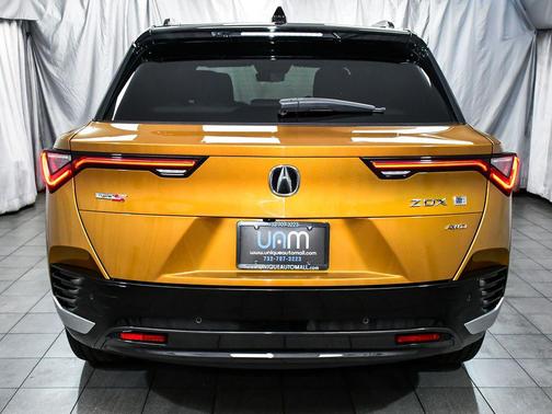 Tiger Eye Pearl 2024 Acura ZDX Type S