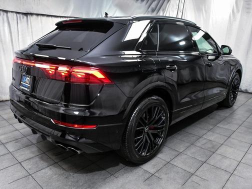 2024 Audi SQ8 4.0T Prestige