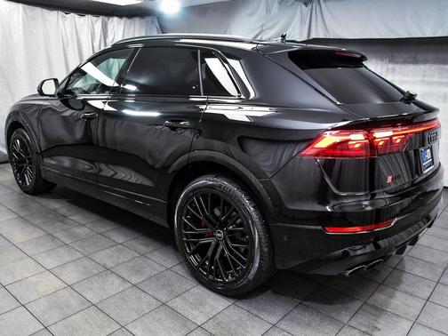 2024 Audi SQ8 4.0T Prestige