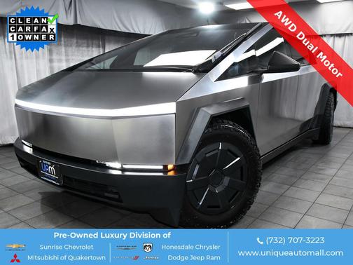 Ultra-Hard Stainless Steel 2025 Tesla Cybertruck All-Wheel Drive