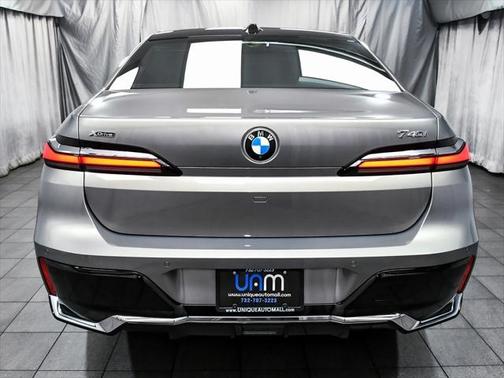 2024 BMW 740 i xDrive