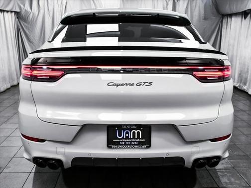 2023 Porsche Cayenne GTS