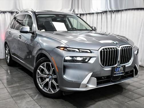 2025 BMW X7 xDrive40i