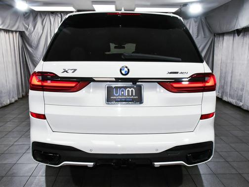 Alpine White 2021 BMW X7 xDrive40i