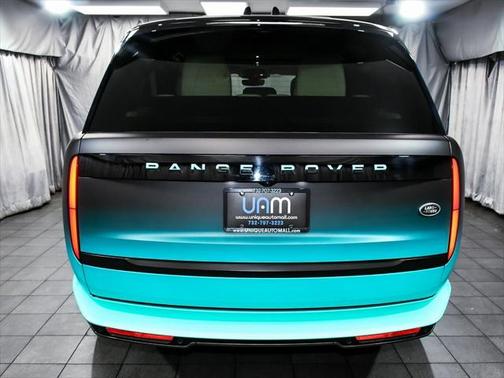 2023 Land Rover Range Rover P400 SE LWB 7 Seat