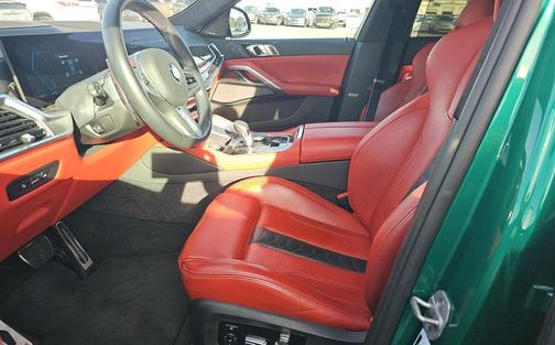 2025 BMW X6 M Base