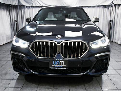 2023 BMW X6 M50i
