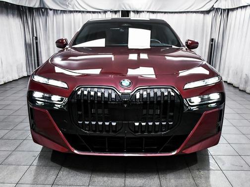 2023 BMW 760 i xDrive
