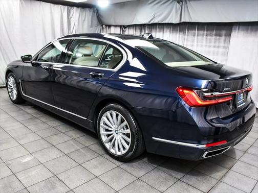 2020 BMW 740 xDrive