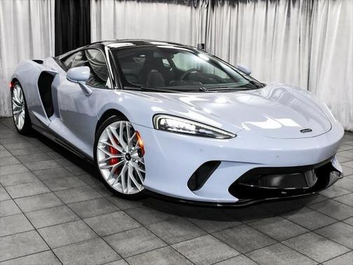 2022 McLaren GT Base