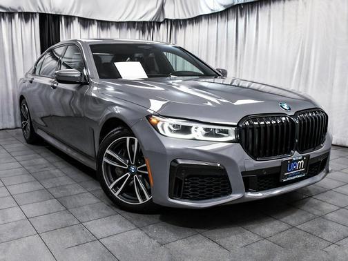 2022 BMW 750 i xDrive