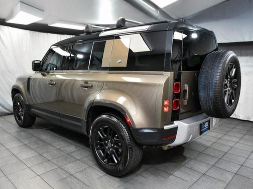 2023 Land Rover Defender 110