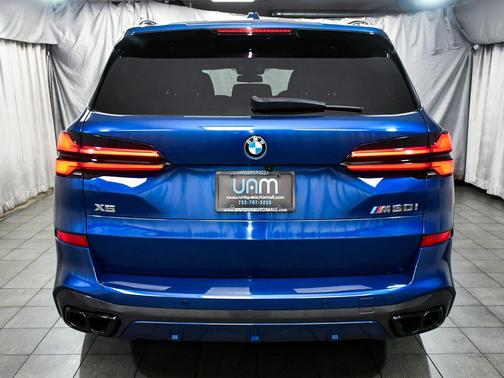 Alpine White 2024 BMW X5 M60i