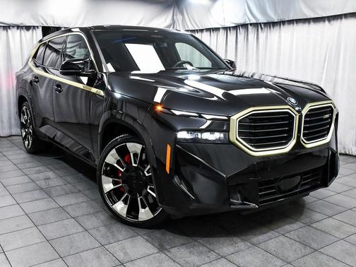 2024 BMW XM Base
