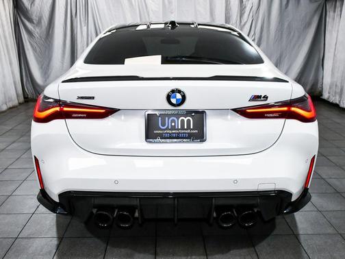 Alpine White 2024 BMW M4 Competition xDrive