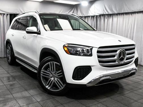 2025 Mercedes-Benz GLS 450 4MATIC
