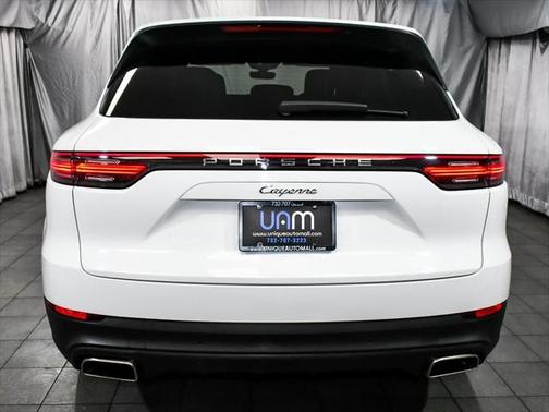 2021 Porsche Cayenne Base
