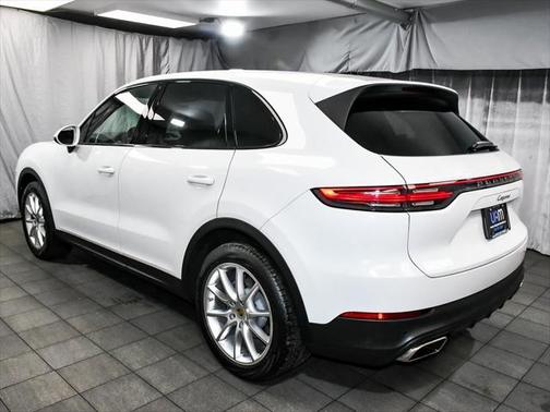 2021 Porsche Cayenne Base
