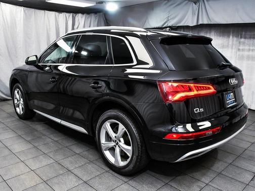 2020 Audi Q5 45 Premium