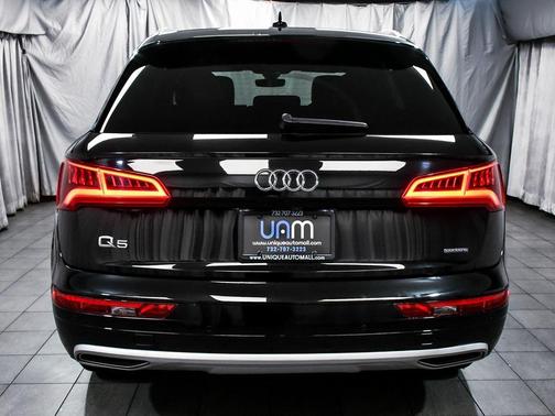 2020 Audi Q5 45 Premium