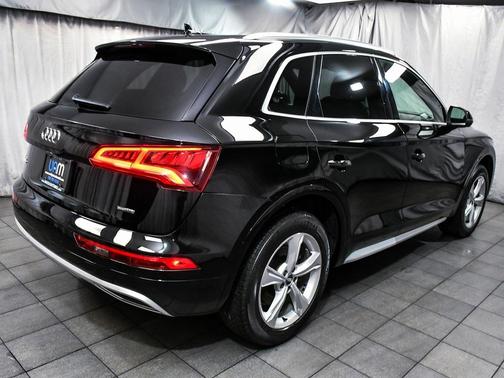 2020 Audi Q5 45 Premium
