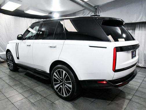 2024 Land Rover Range Rover P400 SE